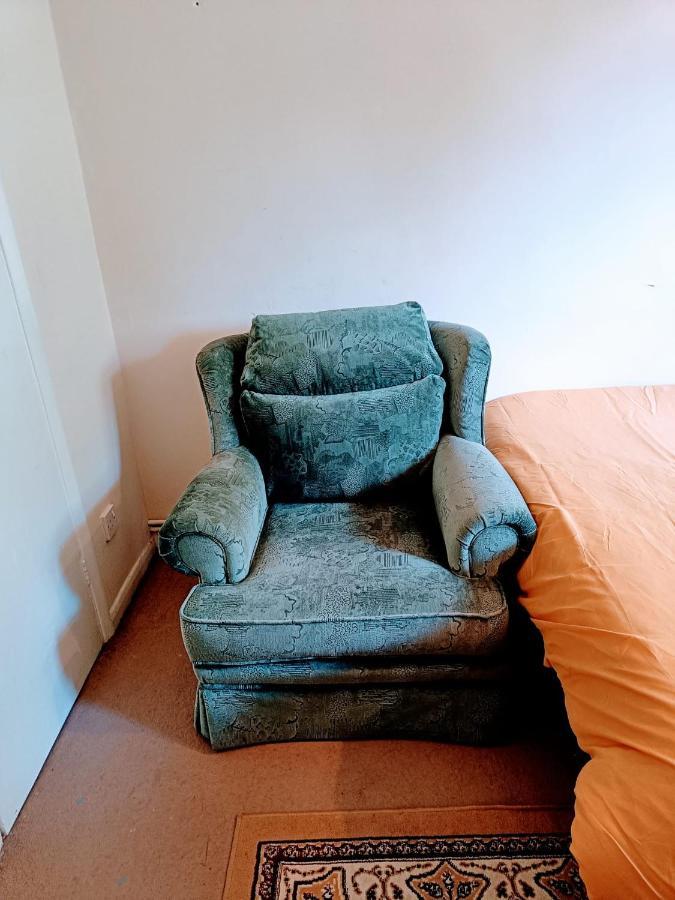 London Double Room With Free Parking And Wifi Hornchurch Εξωτερικό φωτογραφία